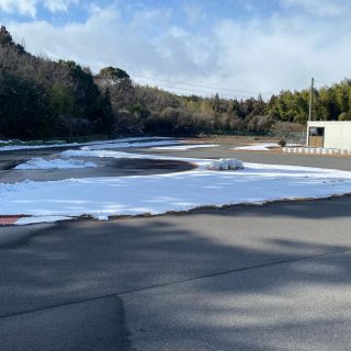 本日、23日金曜日
東コース、西コースともに通常通り営業いたします🈺