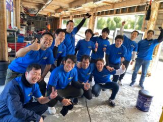 今日、レンタルカートで貸切をしてくれたお客様!
レインボーのコースが入ったTシャツまで作ってる〜🥰
楽しんでくれてありがとうございます😊🌈😊🌈😊🌈